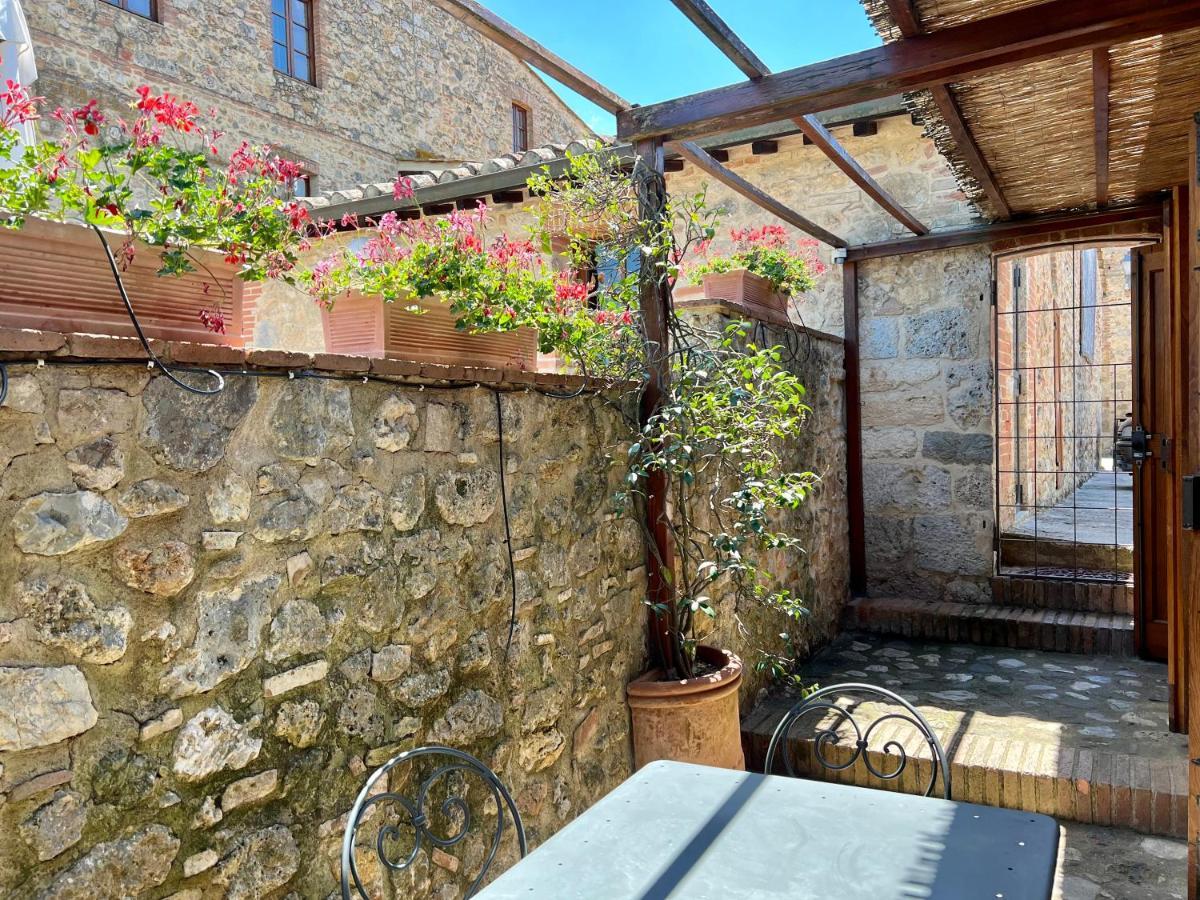 Villa Monteriggioni Castello Extérieur photo