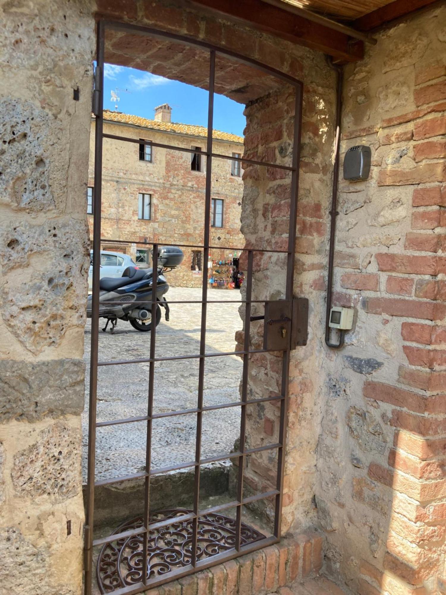 Villa Monteriggioni Castello Extérieur photo